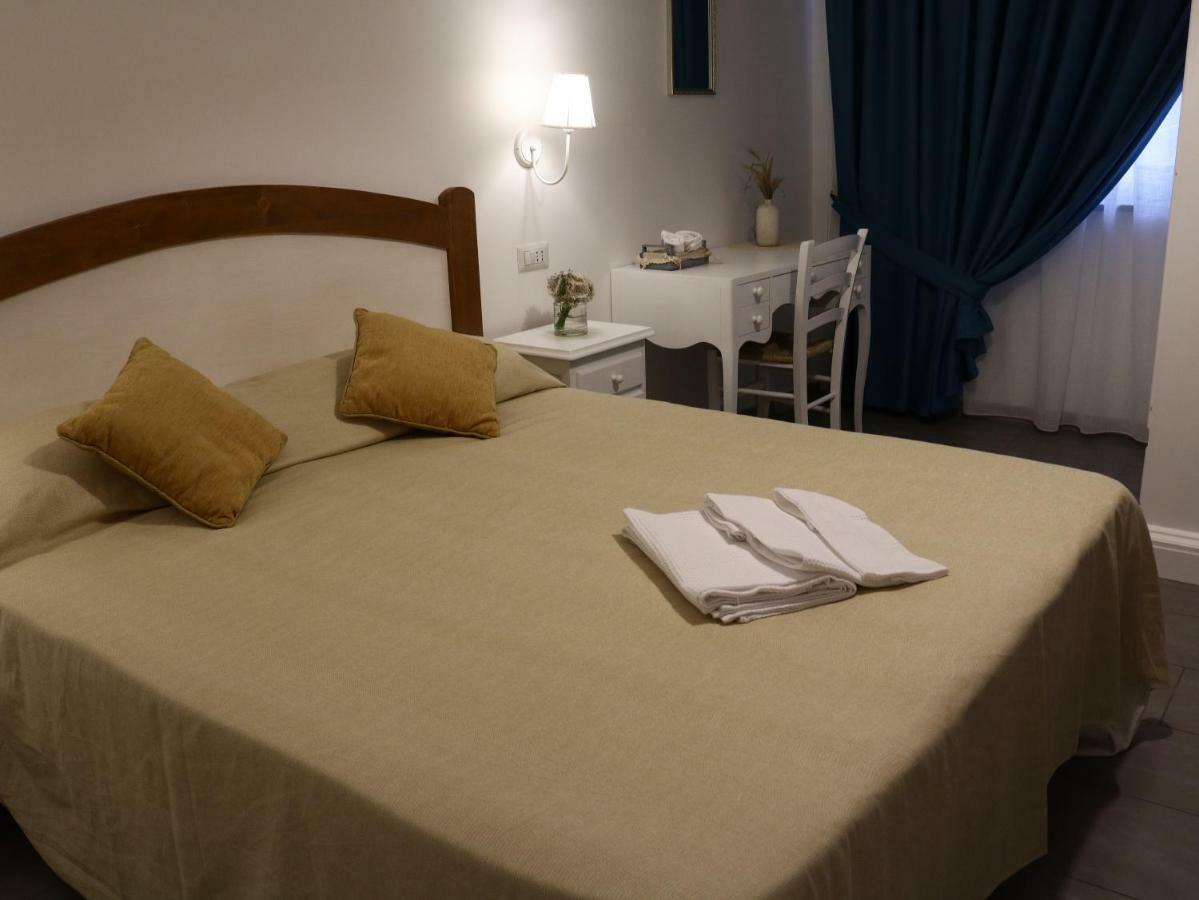 Casa Amigdala Bed and Breakfast Castellabate Esterno foto